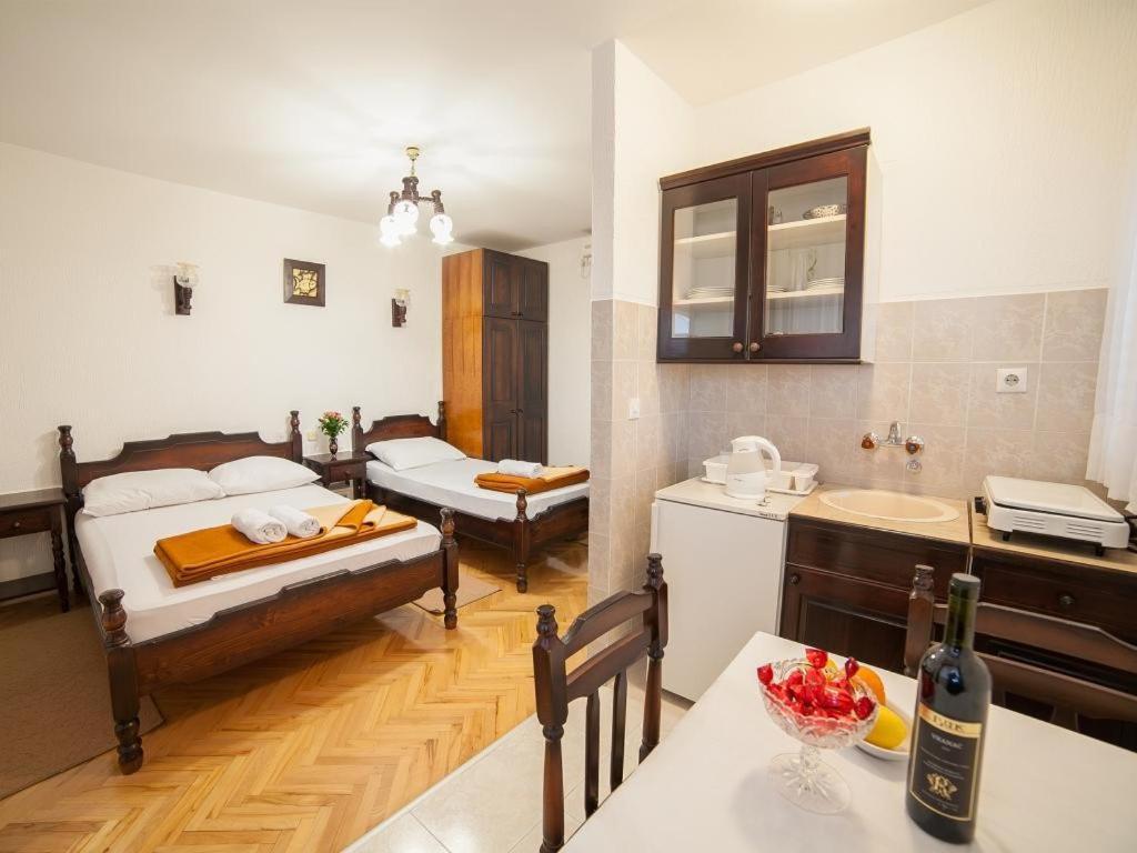 Guest House 4M Petrovac Номер фото
