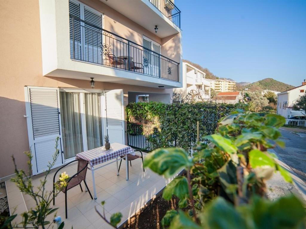 Guest House 4M Petrovac Номер фото