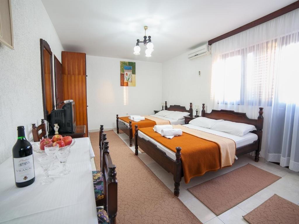 Guest House 4M Petrovac Номер фото